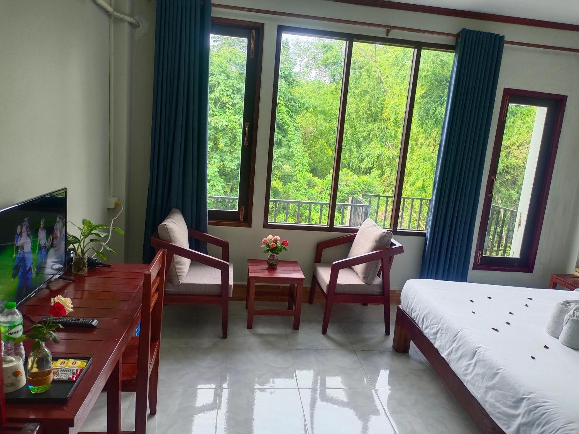 Dok Champa Resort Vang Vieng Exterior foto
