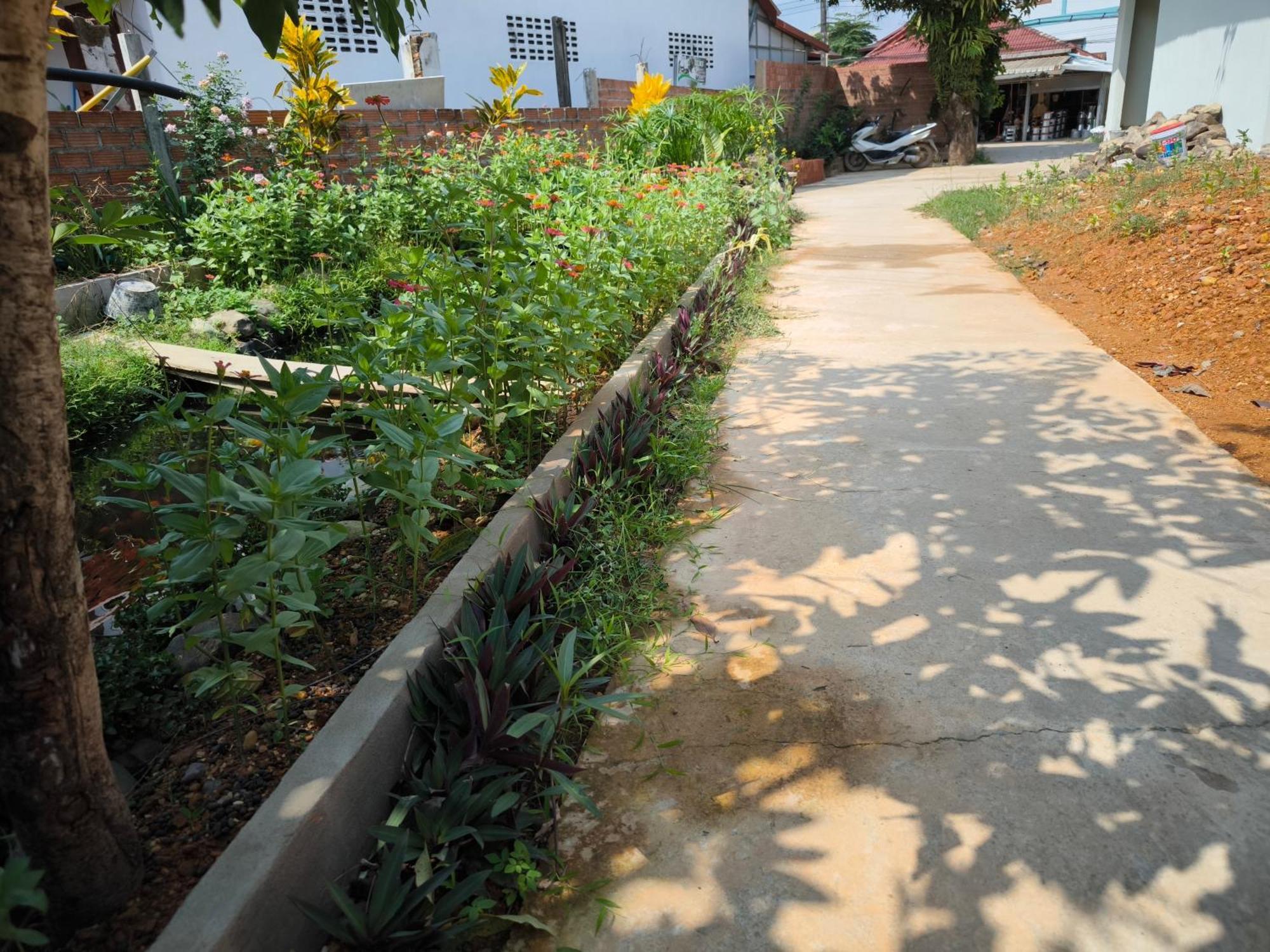 Dok Champa Resort Vang Vieng Exterior foto