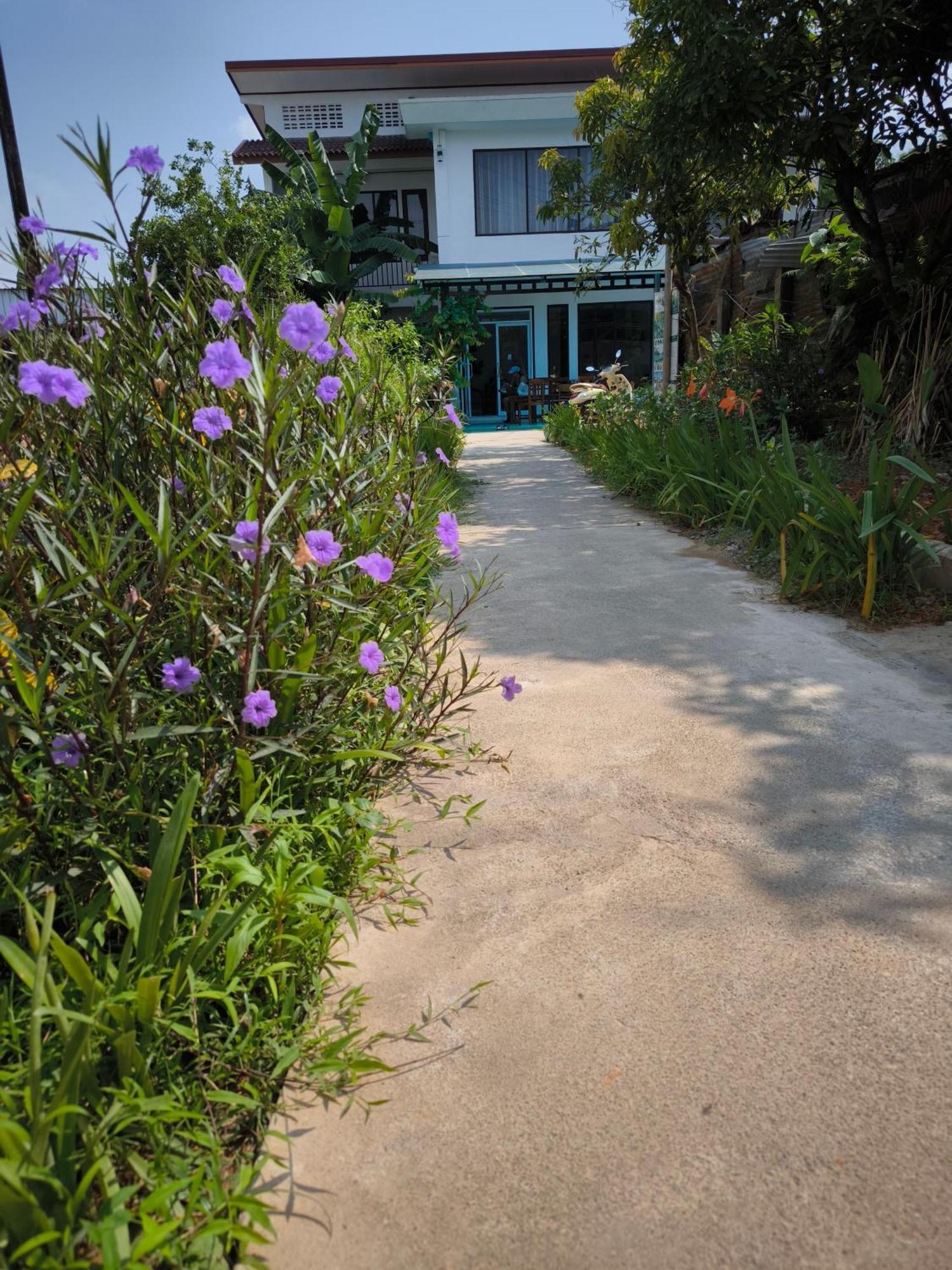 Dok Champa Resort Vang Vieng Exterior foto
